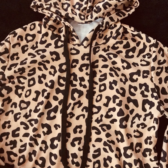 Matching Lounge Set - Picture 7 of 7